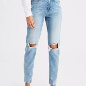 American Eagle Mom Jean